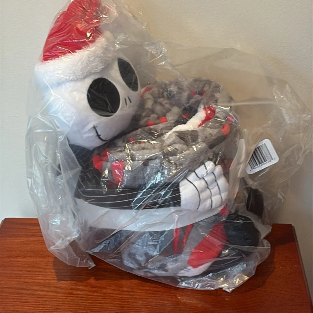 Disney’s NBC Jack Skellington Holiday Pillow Buddy and Throw Set
